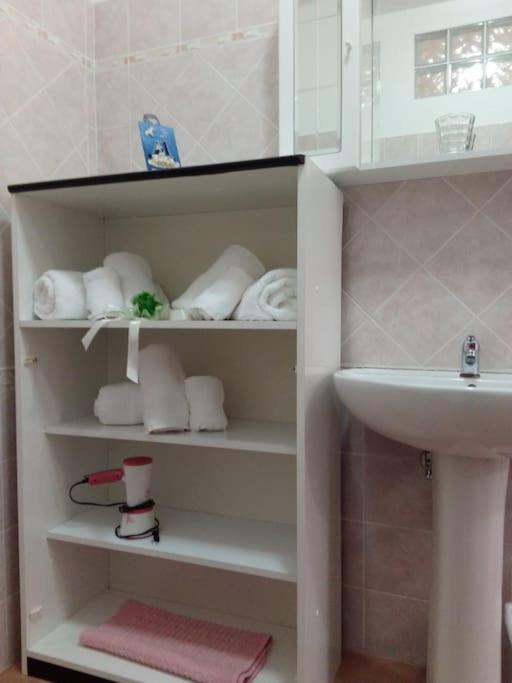 Casa Di Cristina Apartment Fiumicino Bagian luar foto