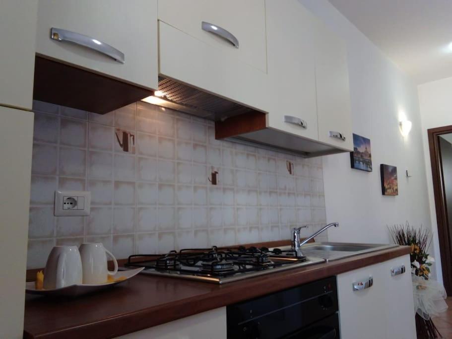 Casa Di Cristina Apartment Fiumicino Bagian luar foto