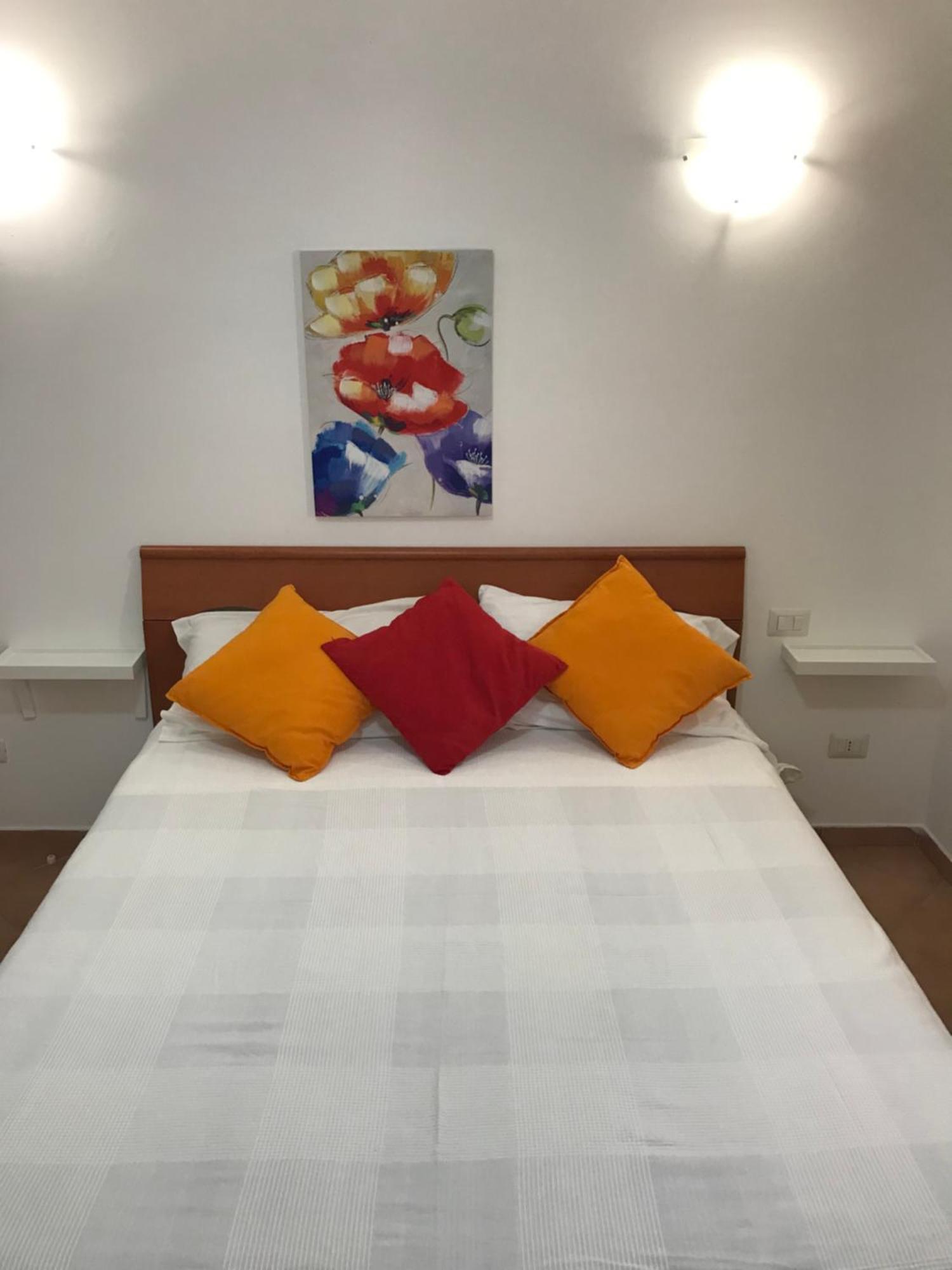 Casa Di Cristina Apartment Fiumicino Bagian luar foto