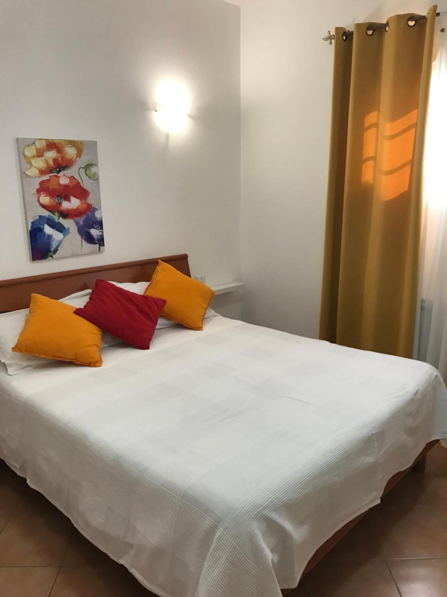 Casa Di Cristina Apartment Fiumicino Bagian luar foto